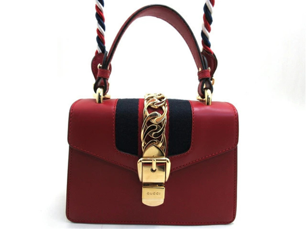 Gucci Sylvie Shoulder Bag Calfskin Red